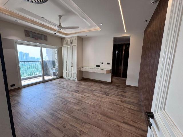 3 BHK Apartment in Sector 78 for resale Noida. The reference number is 20800740