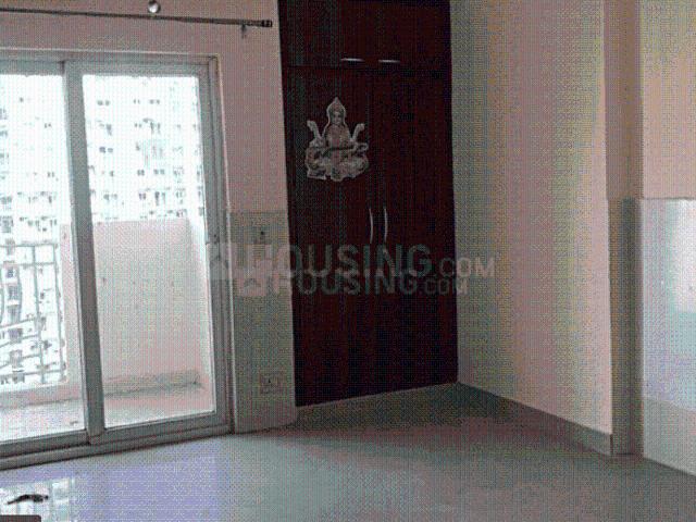 3 BHK Apartment in Sector 78 for resale Noida. The reference number is 20302674