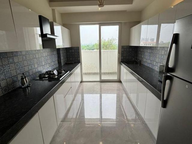 3 BHK Apartment in Sector 79 for resale Gurgaon. The reference number is 20020309