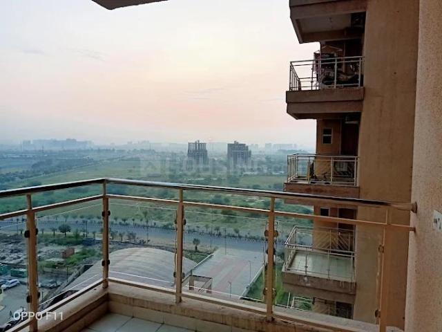 3 BHK Apartment in Sector 79 for resale Noida. The reference number is 20461651