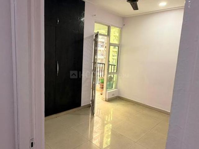 3 BHK Apartment in Sector 79 for resale Noida. The reference number is 20362998