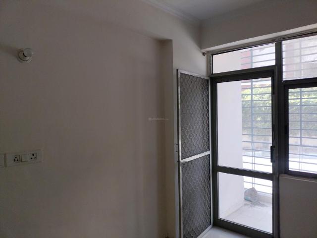 3 BHK Apartment in Sector 70 for rent Noida. The reference number is 20062380