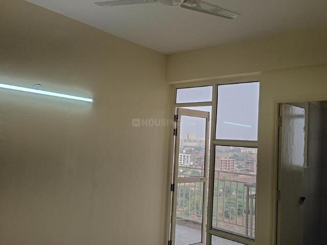 3 BHK Apartment in Sector 70 for rent Gurgaon. The reference number is 19756993