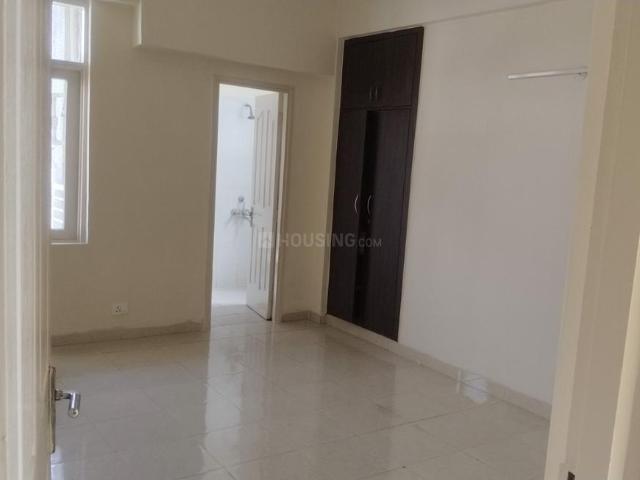 3 BHK Apartment in Sector 70 for rent Gurgaon. The reference number is 19792965