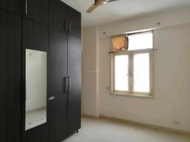 3 BHK Apartment in Sector 70 for rent Gurgaon. The reference number is 19831382