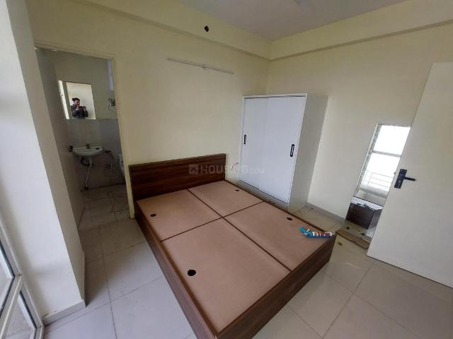 3 BHK Apartment in Sector 70 for rent Gurgaon. The reference number is 19885978