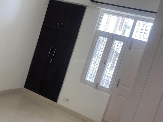 3 BHK Apartment in Sector 70 for rent Gurgaon. The reference number is 20412911