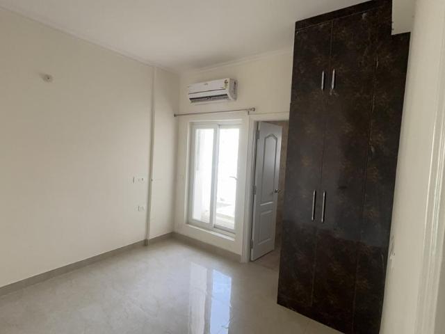 3 BHK Apartment in Sector 70 for rent Gurgaon. The reference number is 20463716