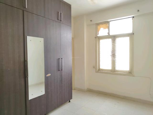 3 BHK Apartment in Sector 70 for rent Gurgaon. The reference number is 20472805