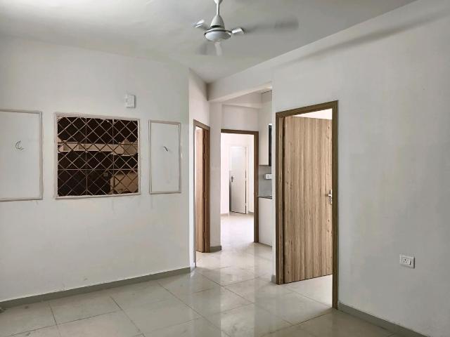 3 BHK Apartment in Sector 70 for rent Gurgaon. The reference number is 20544902