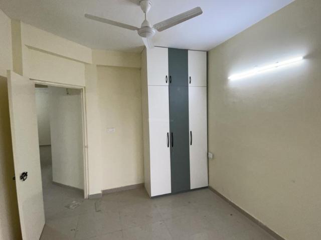 3 BHK Apartment in Sector 70 for rent Gurgaon. The reference number is 20340141