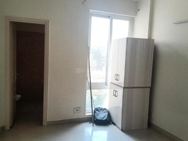 3 BHK Apartment in Sector 70 for resale Gurgaon. The reference number is 19827140