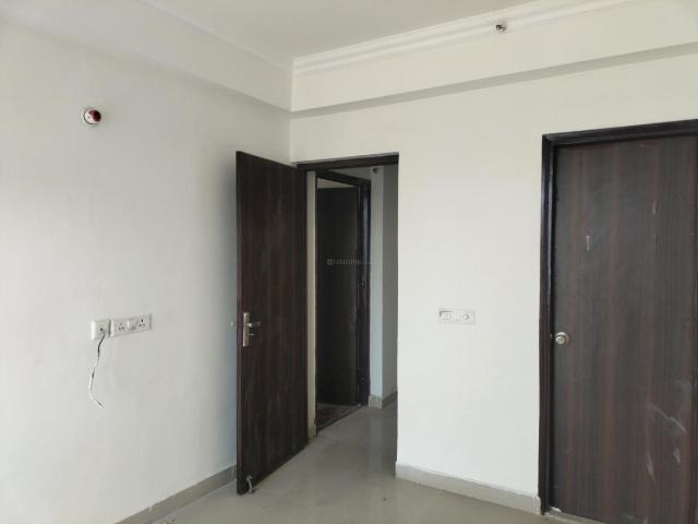 3 BHK Apartment in Sector 70 for resale Noida. The reference number is 16375415