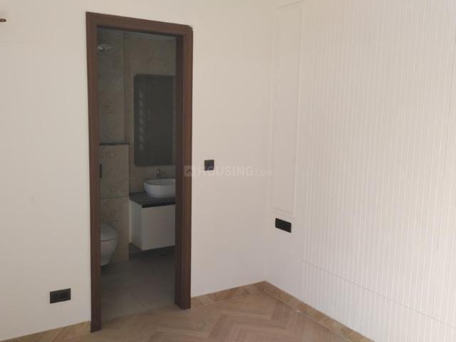 3 BHK Apartment in Sector 71 for rent Gurgaon. The reference number is 19084110