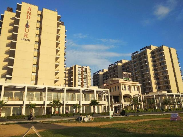 3 BHK Apartment in Sector 71 for resale Gurgaon. The reference number is 19774005