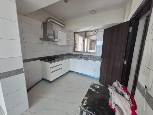 3 BHK Apartment in Sector 72 for rent Gurgaon. The reference number is 20823861