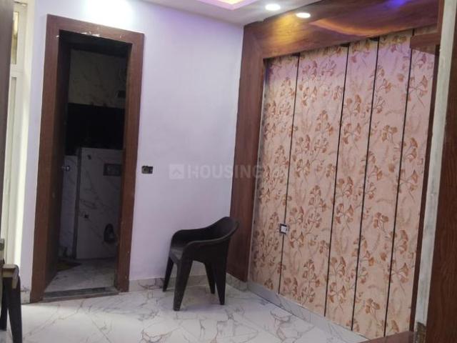 3 BHK Apartment in Sector 72 for resale Noida. The reference number is 19970454