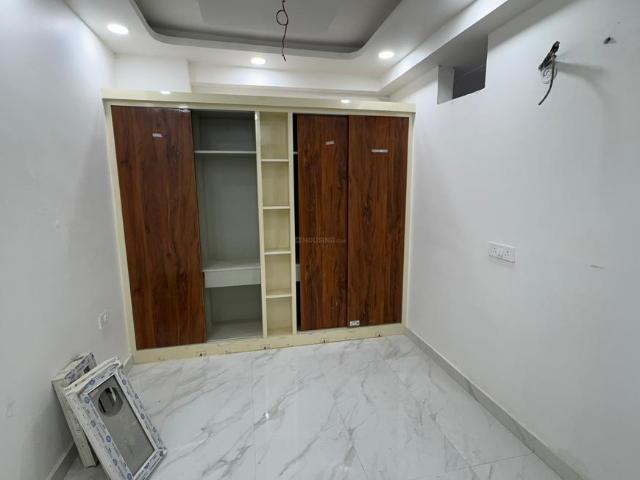 3 BHK Apartment in Sector 72 for resale Noida. The reference number is 20613847