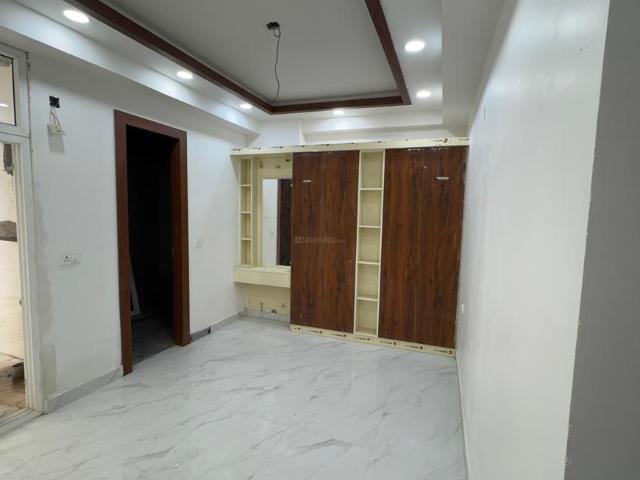 3 BHK Apartment in Sector 72 for resale Noida. The reference number is 20614538