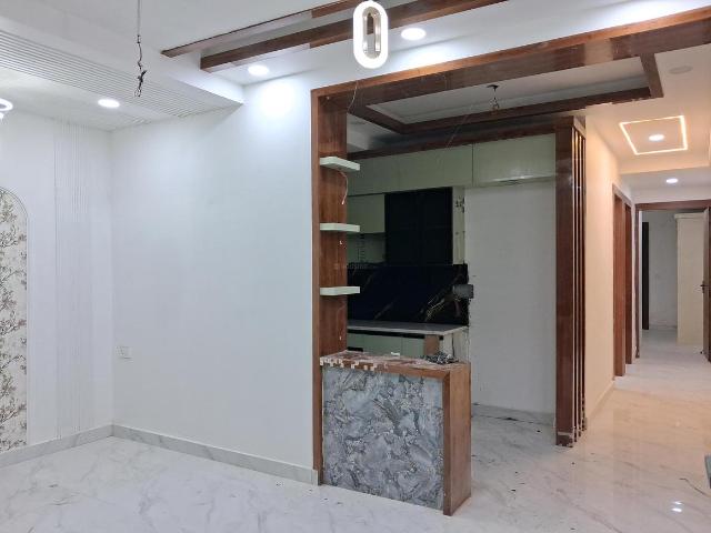 3 BHK Apartment in Sector 72 for resale Noida. The reference number is 20863825