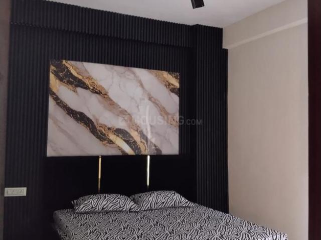 3 BHK Apartment in Sector 72 for resale Noida. The reference number is 20132012