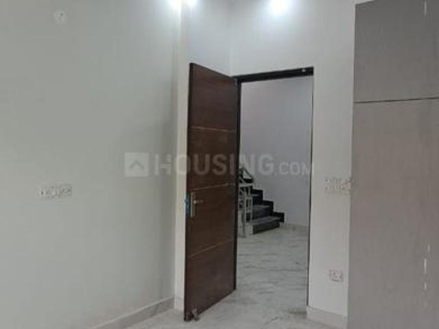 3 BHK Apartment in Sector 73 for resale Noida. The reference number is 16806547