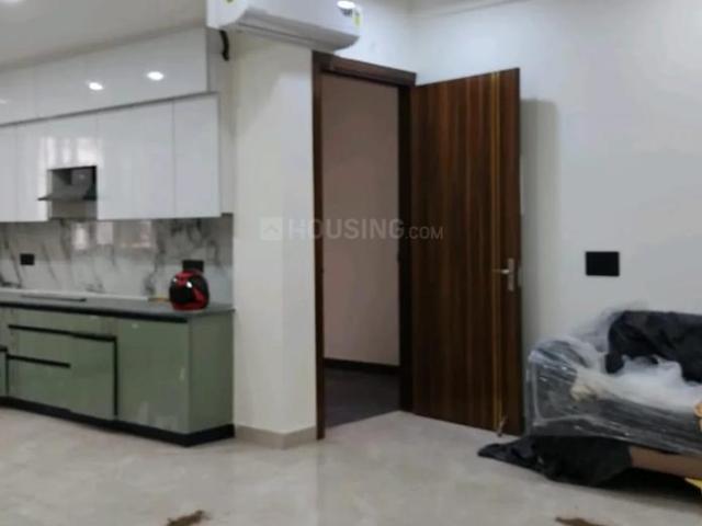 3 BHK Apartment in Sector 73 for resale Noida. The reference number is 17498040
