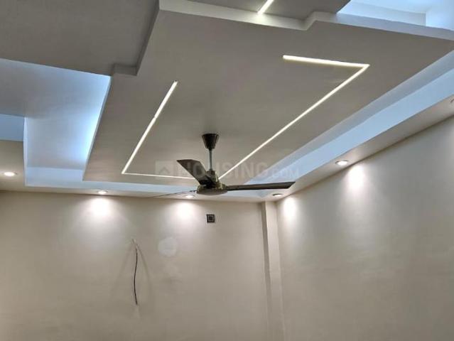 3 BHK Apartment in Sector 73 for resale Noida. The reference number is 17743827