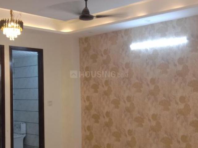 3 BHK Apartment in Sector 73 for resale Noida. The reference number is 19522469