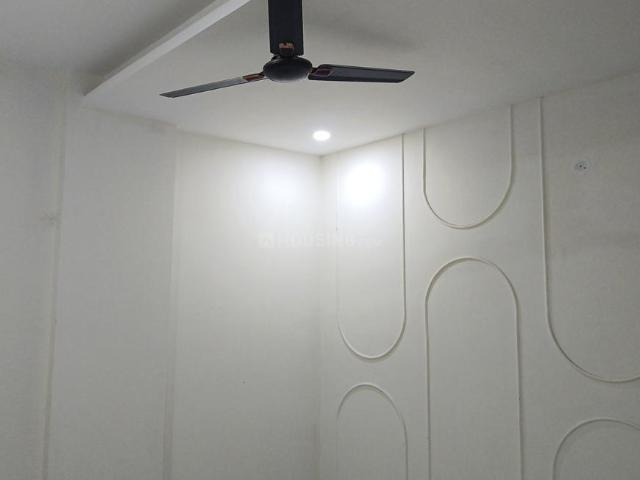 3 BHK Apartment in Sector 73 for resale Noida. The reference number is 19612836