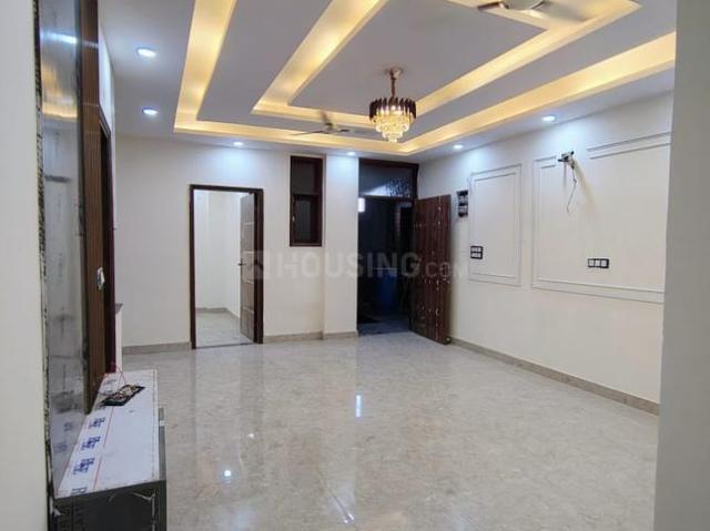 3 BHK Apartment in Sector 73 for resale Noida. The reference number is 19690933