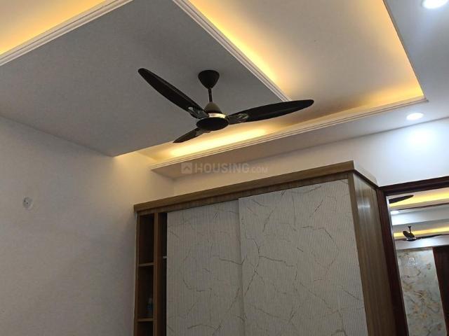 3 BHK Apartment in Sector 73 for resale Noida. The reference number is 19720874