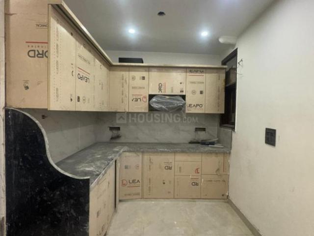 3 BHK Apartment in Sector 73 for resale Noida. The reference number is 19748246