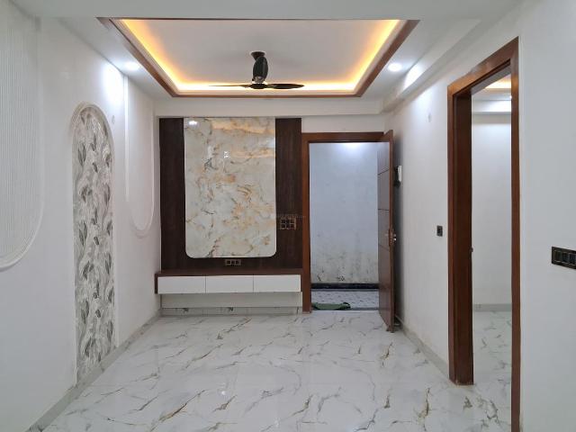 3 BHK Apartment in Sector 73 for resale Noida. The reference number is 19816638