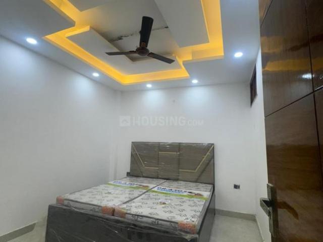 3 BHK Apartment in Sector 73 for resale Noida. The reference number is 19840404