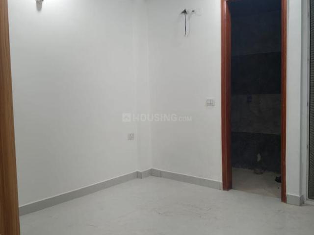 3 BHK Apartment in Sector 73 for resale Noida. The reference number is 19859419