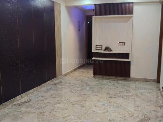 3 BHK Apartment in Sector 73 for resale Noida. The reference number is 19955264