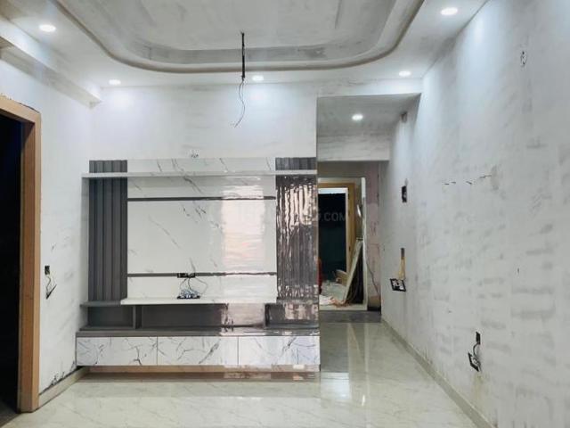 3 BHK Apartment in Sector 73 for resale Noida. The reference number is 19961403