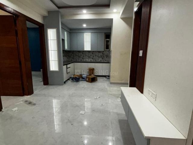 3 BHK Apartment in Sector 73 for resale Noida. The reference number is 19965189