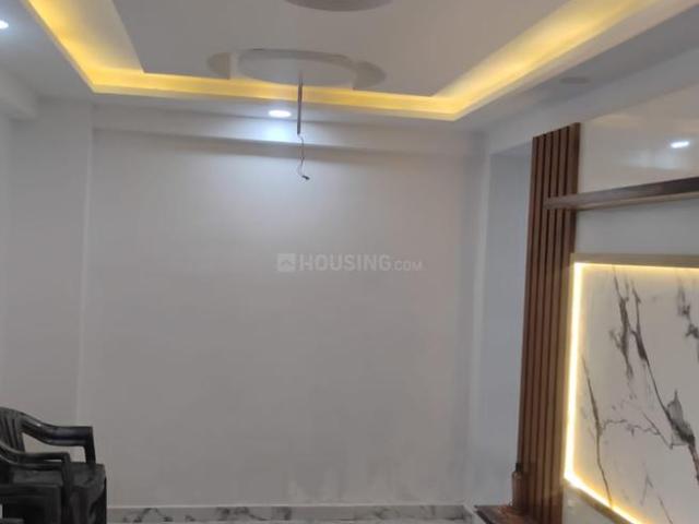 3 BHK Apartment in Sector 73 for resale Noida. The reference number is 19338239