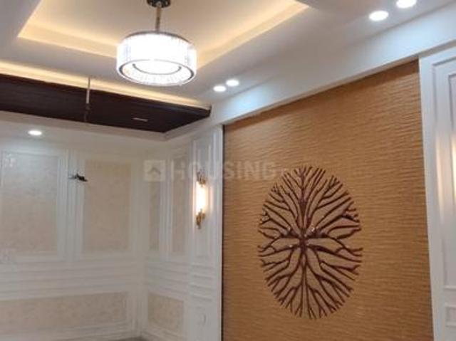 3 BHK Apartment in Sector 73 for resale Noida. The reference number is 20481518