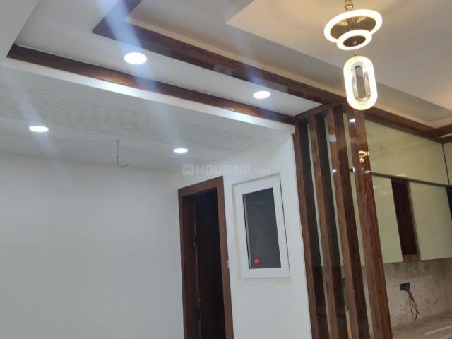 3 BHK Apartment in Sector 73 for resale Noida. The reference number is 20481518