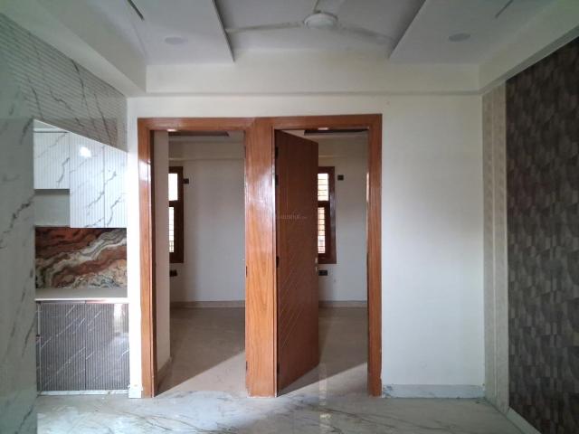 3 BHK Apartment in Sector 73 for resale Noida. The reference number is 20515615
