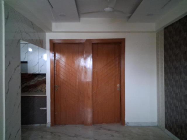 3 BHK Apartment in Sector 73 for resale Noida. The reference number is 20725297