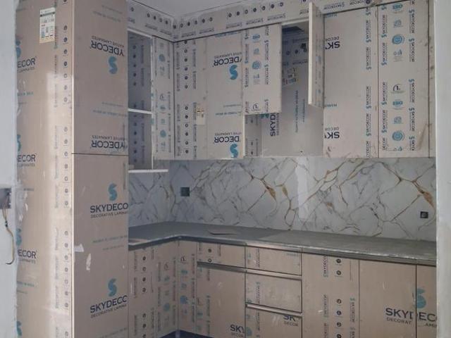 3 BHK Apartment in Sector 73 for resale Noida. The reference number is 20016329