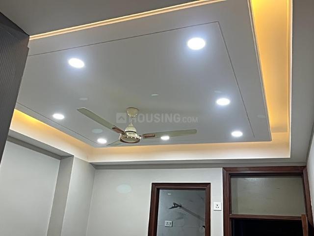 3 BHK Apartment in Sector 73 for resale Noida. The reference number is 20099784