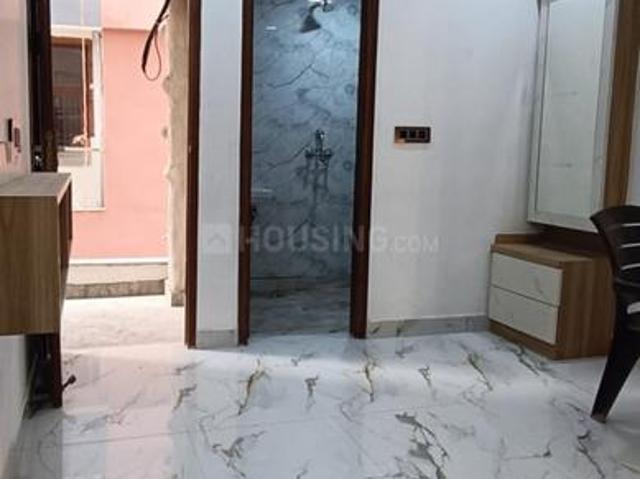 3 BHK Apartment in Sector 73 for resale Noida. The reference number is 20127528