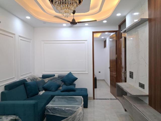 3 BHK Apartment in Sector 73 for resale Noida. The reference number is 20231528