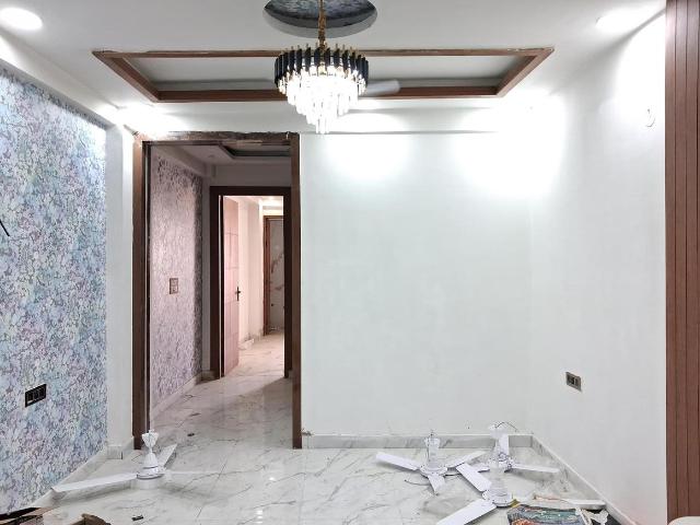 3 BHK Apartment in Sector 73 for resale Noida. The reference number is 20234592