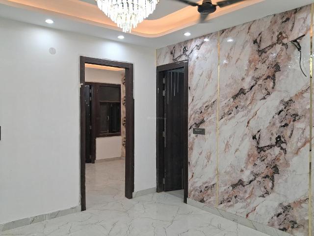 3 BHK Apartment in Sector 73 for resale Noida. The reference number is 20294551